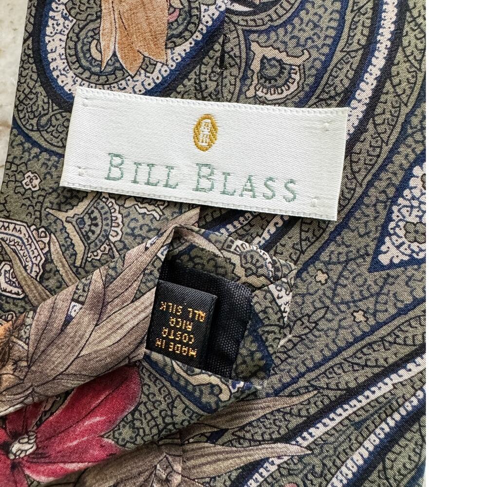 Bill Blass vintage floral flower paisley print 100% silk tie 3.75" w - Picture 3 of 5